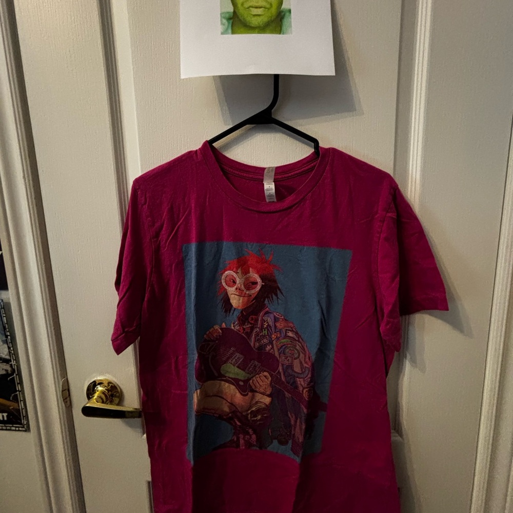Pink Gorillaz tour shirt